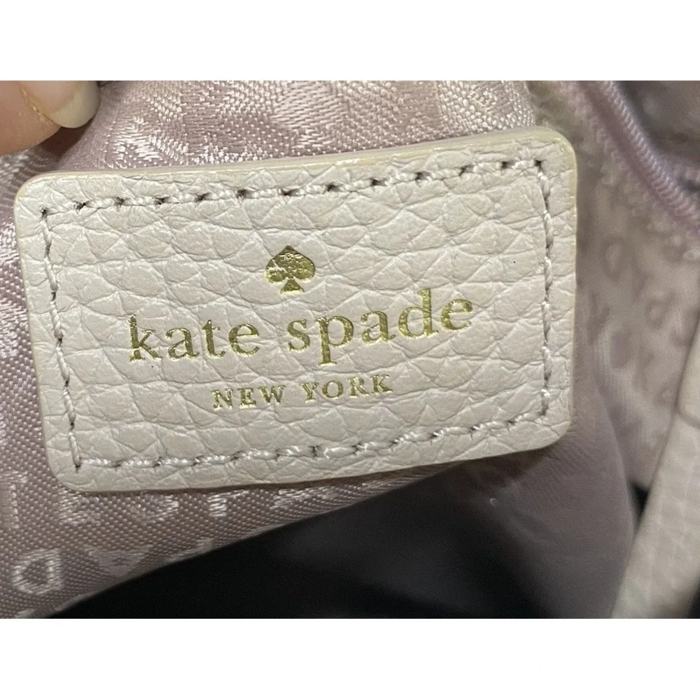 Kate Spade NY Purse Cross Body Tan Pebble Leather Bag Tassle Front Purse 10x11x2